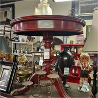 ROUND TOP TABLE, AND LAMP