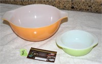 Vintage Pyrex Bowls w/handles