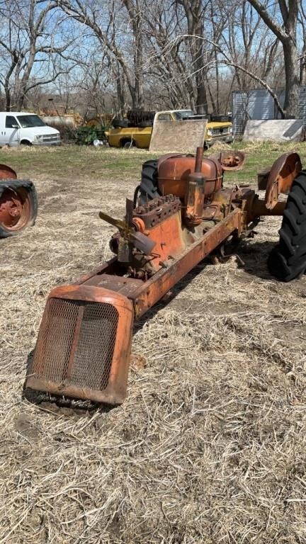 Allis Chalmers WD, parts tractor