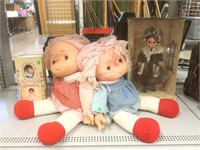 Vintage large ice cream dolls girls and more.