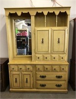 Sprague & Carleton Kitchen Hutch