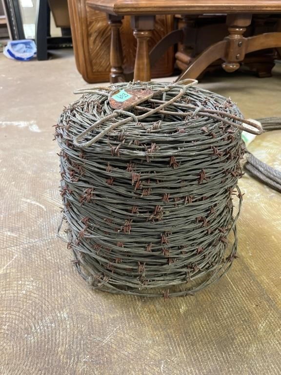 Roll of barbed wire