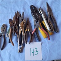 pliers