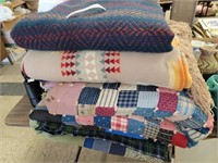PATCHWORK QUILTS & WOOL BLANKETS