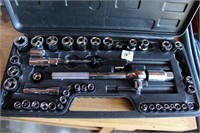 SOCKET SET