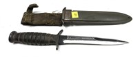 U.S M3 Camillus knife/bayonet with U.S M8