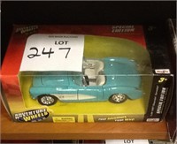 1:24 1957 Chevrolet Corvette Die Cast