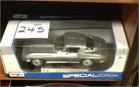 1:18 1965 Chevrolet Corvette Die Cast