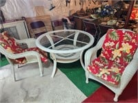 Table & 2 chairs - glass top, 48" diameter - bolts