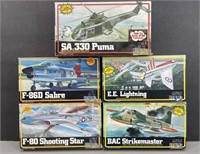 5 Boxed Model Airplanes