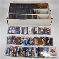 LARGE ASSORTMENT OF SPORTS CARD INSERTS