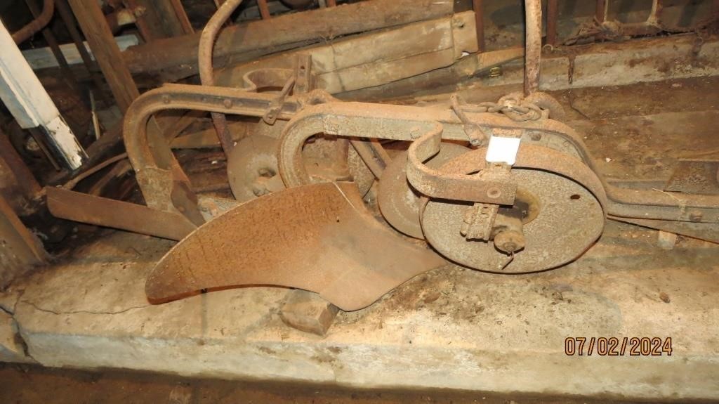 2-bottom Plow Fits John Deere B