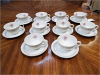 9 Royal Swirl Cups & Saucers