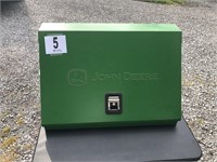 John Deere 30" Triangle Tool Box (Great Shape)