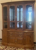 Pennsylvania House Oak Hutch - Lighted