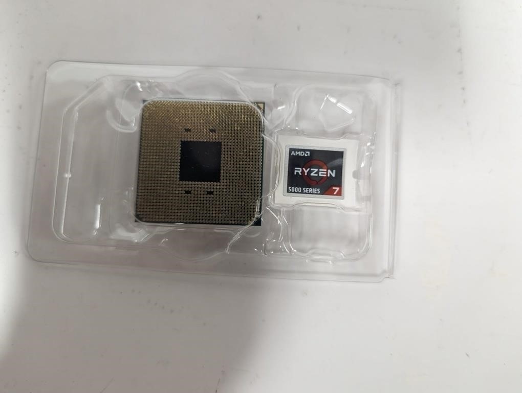 AMD Ryzen 7 5800X 8-core, 16-thread unlocked