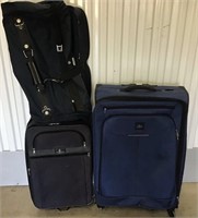 3 PIECES OF LUGGAGE