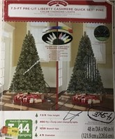 IN BOX 7.5 LIBERTY CASHMERE PINE CHRISTMAS TREE