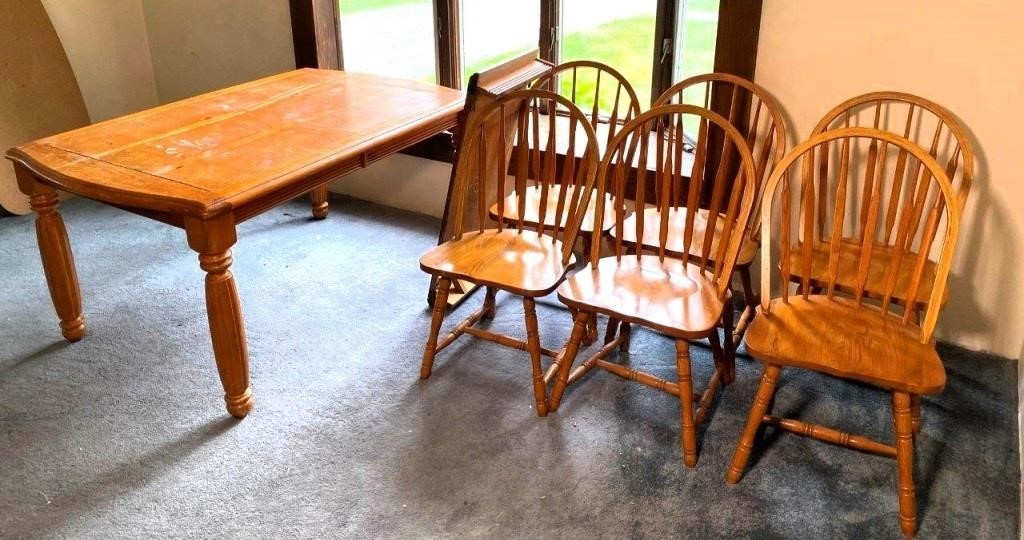 table w/ 6 chairs