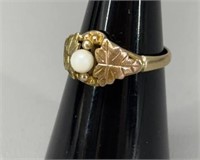 10k Black Hills Gold ring w/real pearl sz. 7