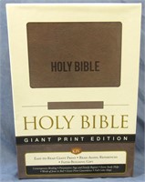KJV HOLY BIBLE GIANT PRINT EDITION NIB