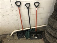 LOT OF 3 SHOVELS