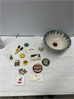 Ceramic decorative bowl and magnets