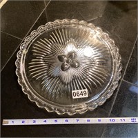 Glass serving plate