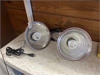 2 Heat Lamps W/ Bulbs - Working Condition
