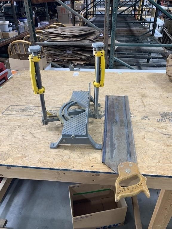 Craftsman miter box and saw 28in
