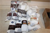 Clothing Lot: Men's Sports Socks