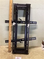 TV mounting bracket