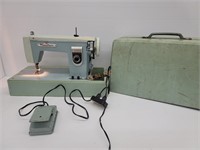 Vintage Keystone PST-2 Delux Sewing Machine