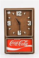 DRINK COCA-COLA  PLASTIC EMBOSSED BAT. OP. CLOCK