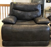Grey power recliner with USB port