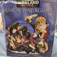 KIRKLAND MUSICAL WATER GLOBE