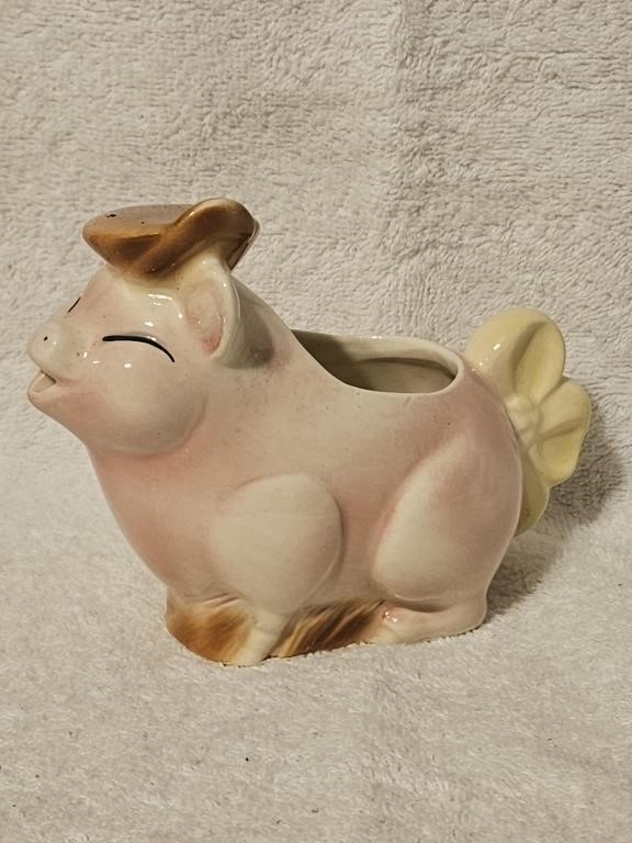 June Antiques and Collectibles Online Sale