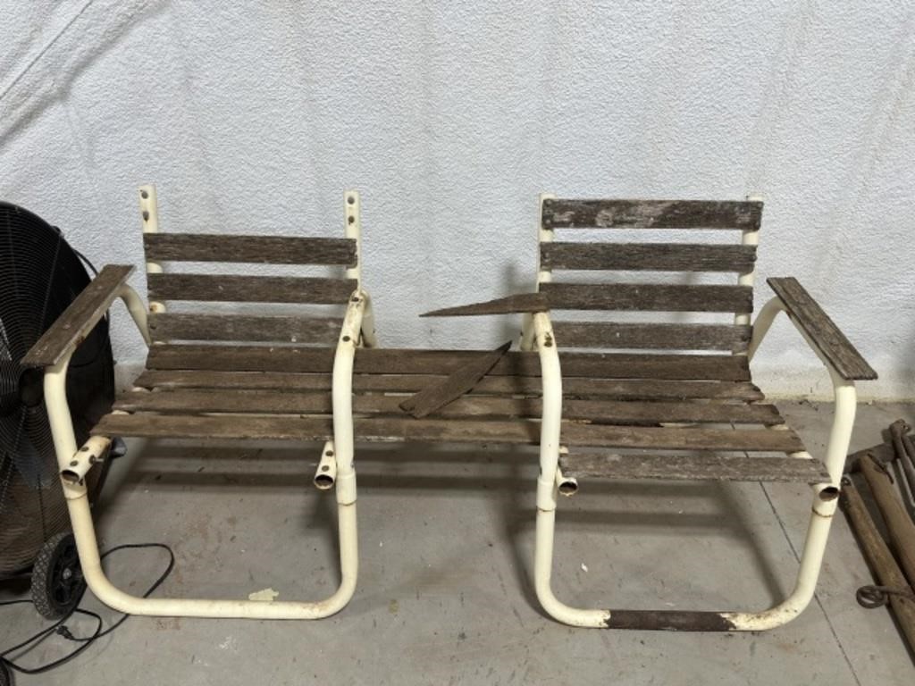 Double seat patio chair, 2 bed frames