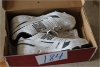 NIB NEW BALANCE SIZE 13 EXTRA WIDE