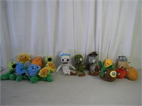 15 count Plants vs Zombies stuffed toys