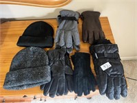Lot of 7 Assorted pairs of Gloves & Beanies