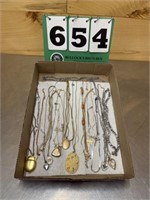 Costume Jewelry Lot #16