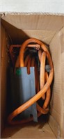 (Sign of Usage) Retractable air hose reek with
