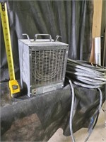 Electric heater with 30 feet extention