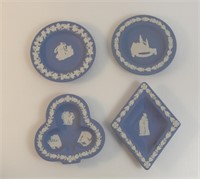 4 WEDGWOOD BLUE JASPERWARE LIDDED TRINKET PLATES