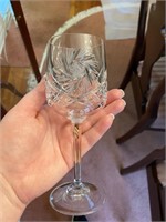 12 PINWHEEL CRYSTAL WHIITE WINE GLASSES
