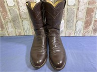 BROWN JUSTIN MENS BOOTS - SIZE 10D