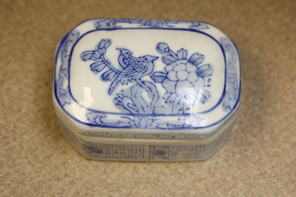 Chinese Blue and White Box