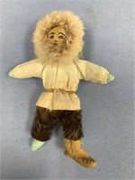 Hand made native doll missing 1 shoe