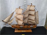 Hurricane wood model sail boat